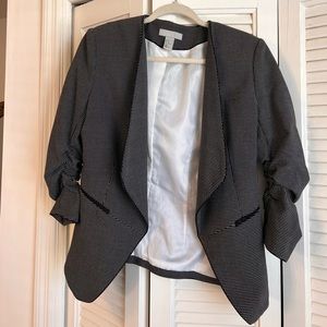 H&M black and white size 10 blazer